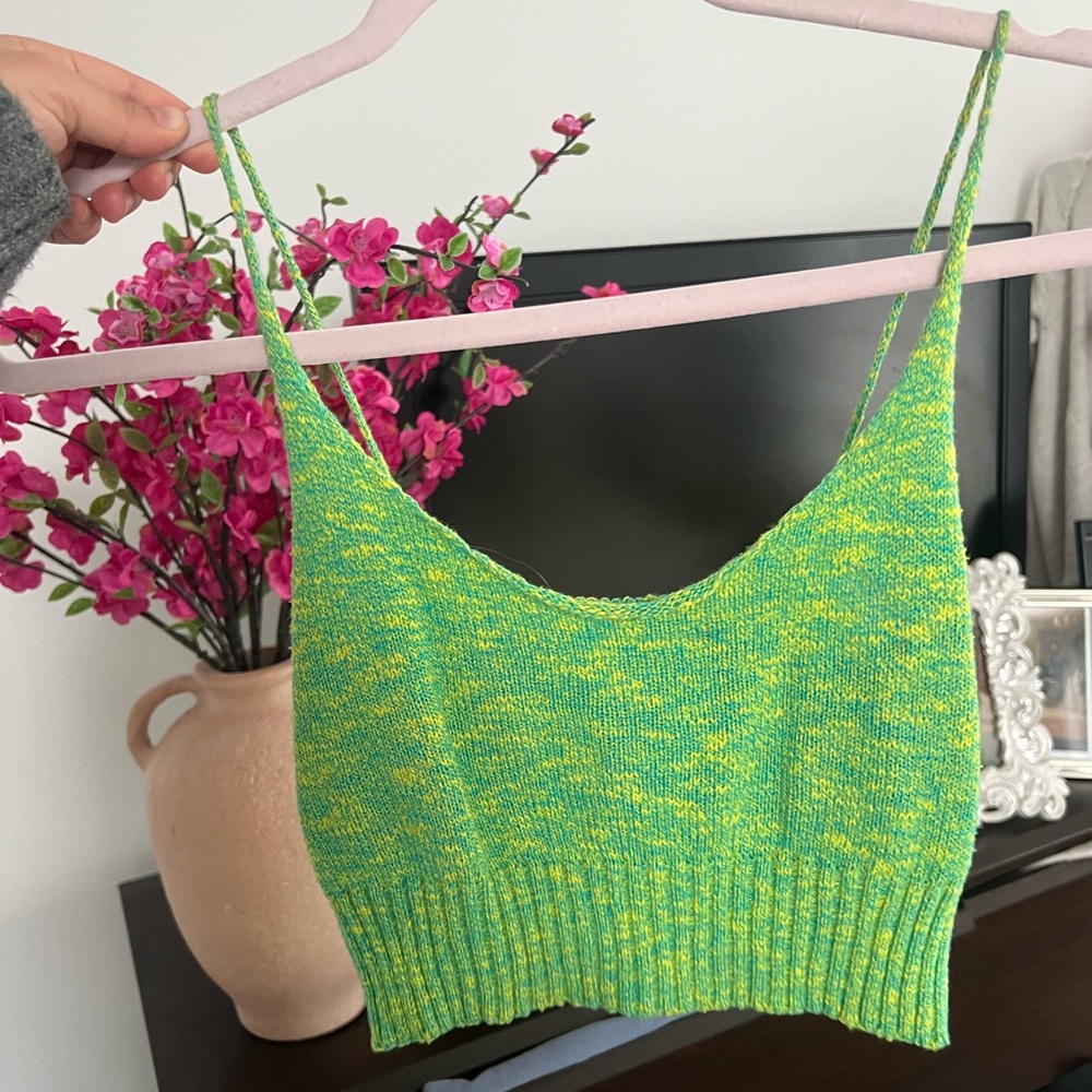 Subdued Green and yellow knit crop top made in Italy #croptop